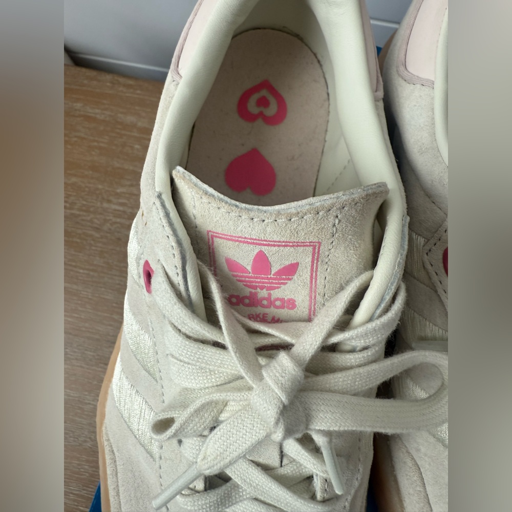 Adidas Originals Valentine's Day Sambae Pink! - Picture 8 of 15